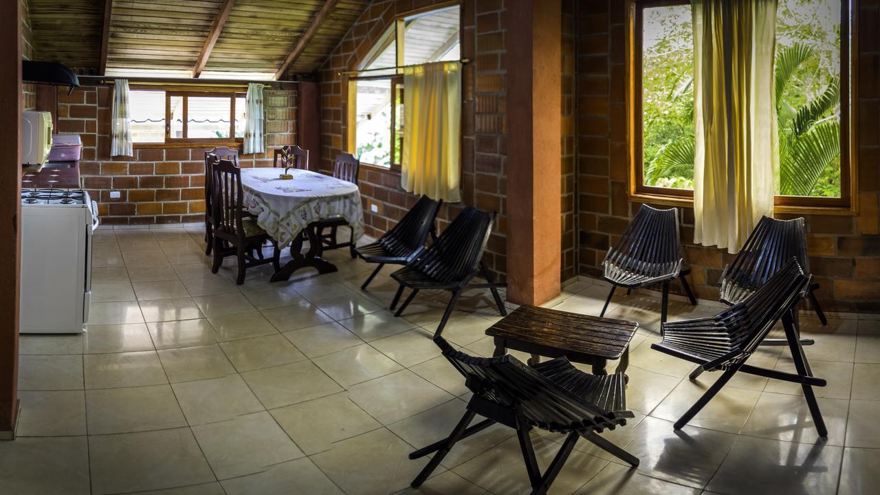 Hosteria Las Heliconias Тена Экстерьер фото
